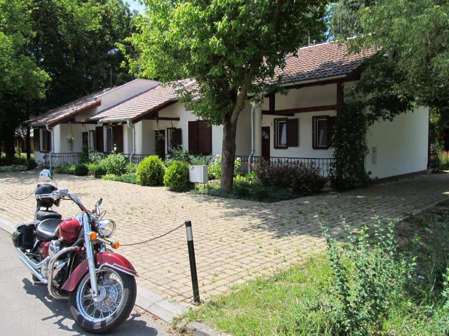 Villa Patio Exterior foto